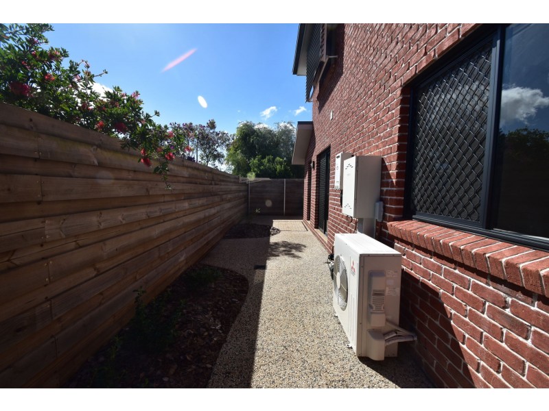 1/1 Ware Court, Darling Heights QLD 4350