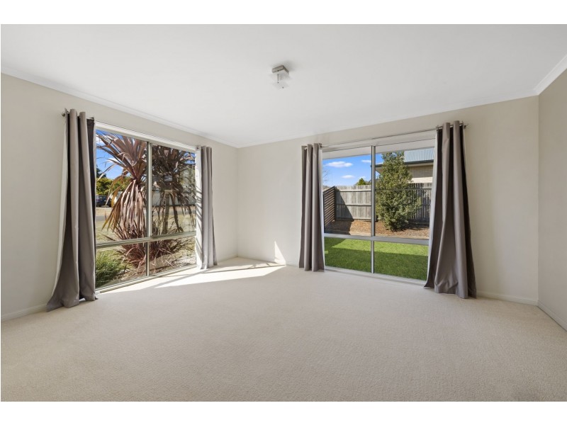 62 Belclaire Drive, Westbrook QLD 4350