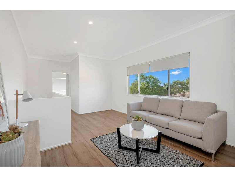 4 Strohfeldt Street, Middle Ridge QLD 4350