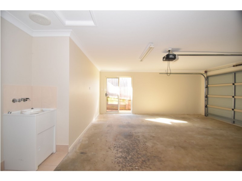 9 Cashmere Street, Harristown QLD 4350