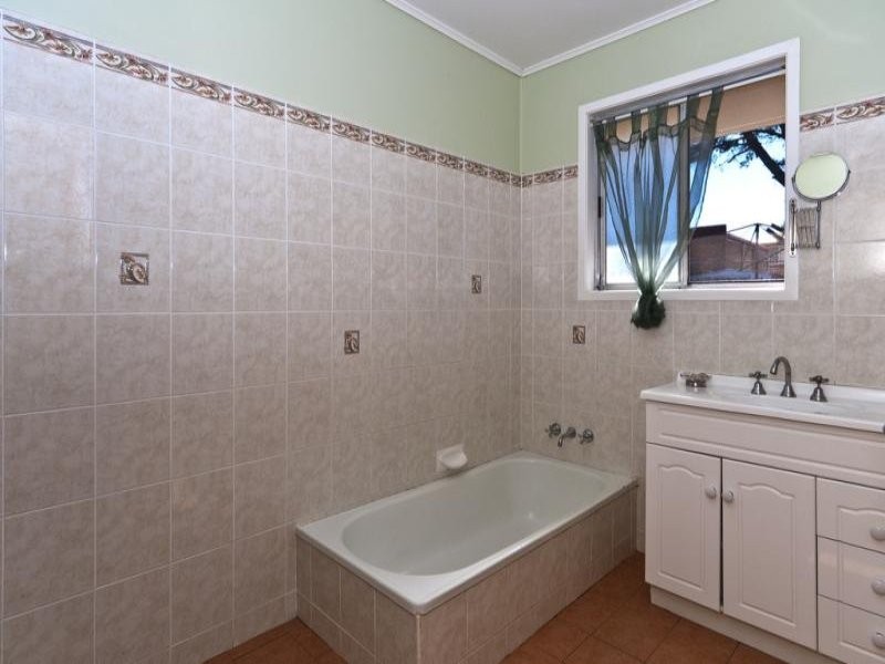 59 Knockator Crescent, Centenary Heights QLD 4350