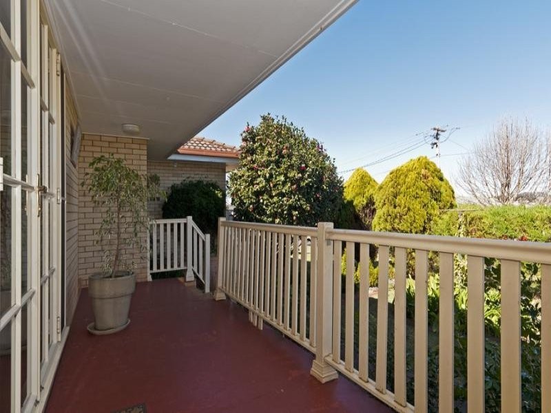 59 Knockator Crescent, Centenary Heights QLD 4350