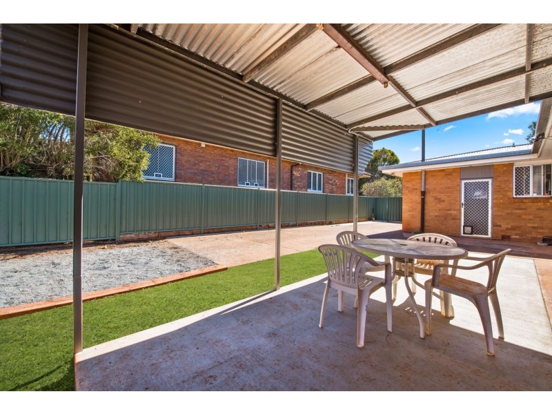 28 Cathro Street, Rockville QLD 4350