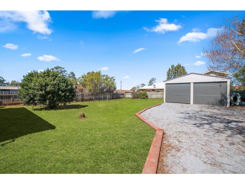 28 Cathro Street, Rockville QLD 4350