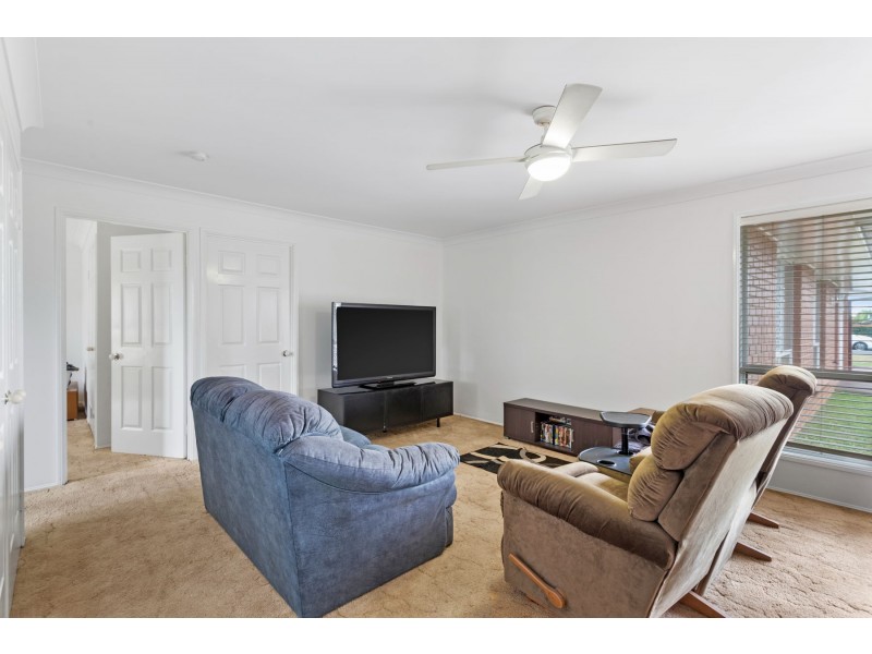 330 Spring Street, Kearneys Spring QLD 4350