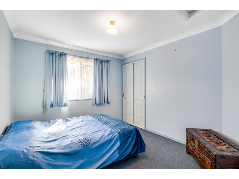 16 Paddington Court, Middle Ridge QLD 4350