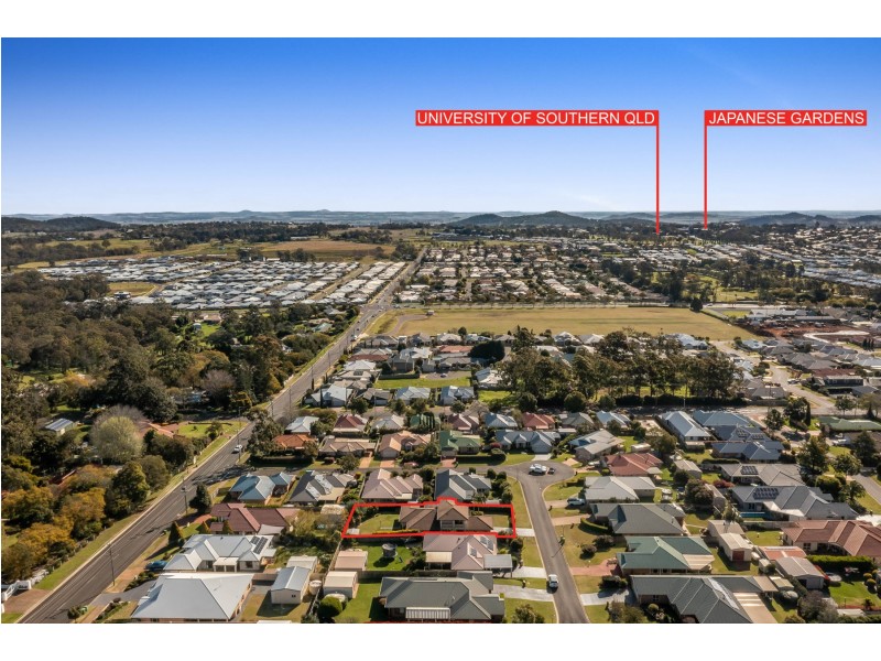 16 Paddington Court, Middle Ridge QLD 4350