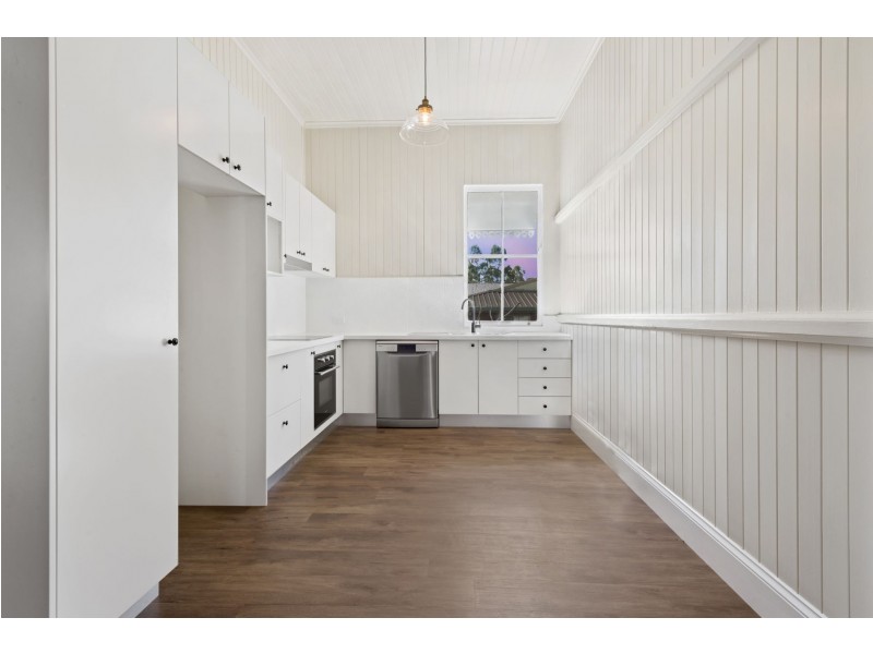 5 King Street, Goombungee QLD 4354