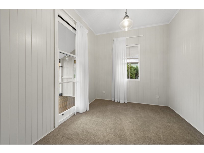 5 King Street, Goombungee QLD 4354