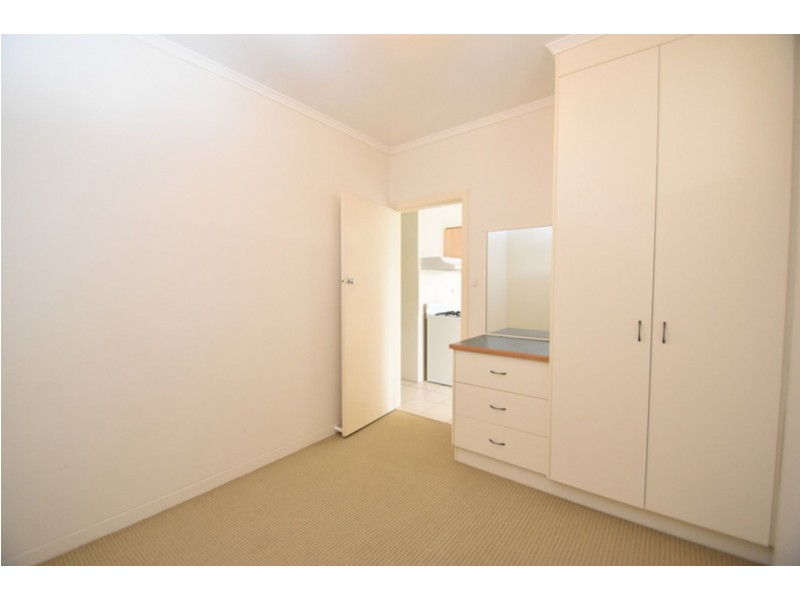 4/122a Russell  Street, Toowoomba City QLD 4350