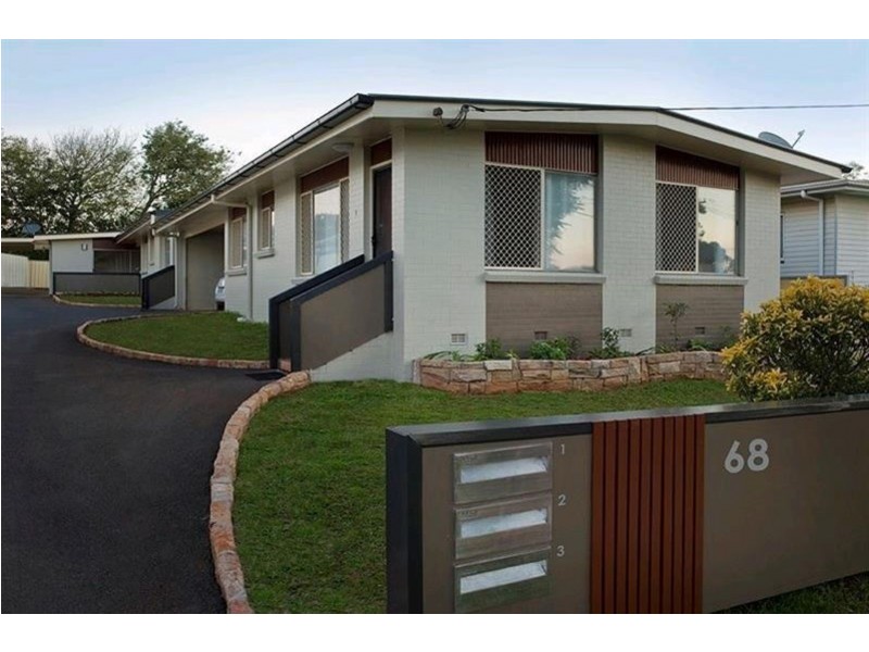 2/68 Dunne Street, Harristown QLD 4350