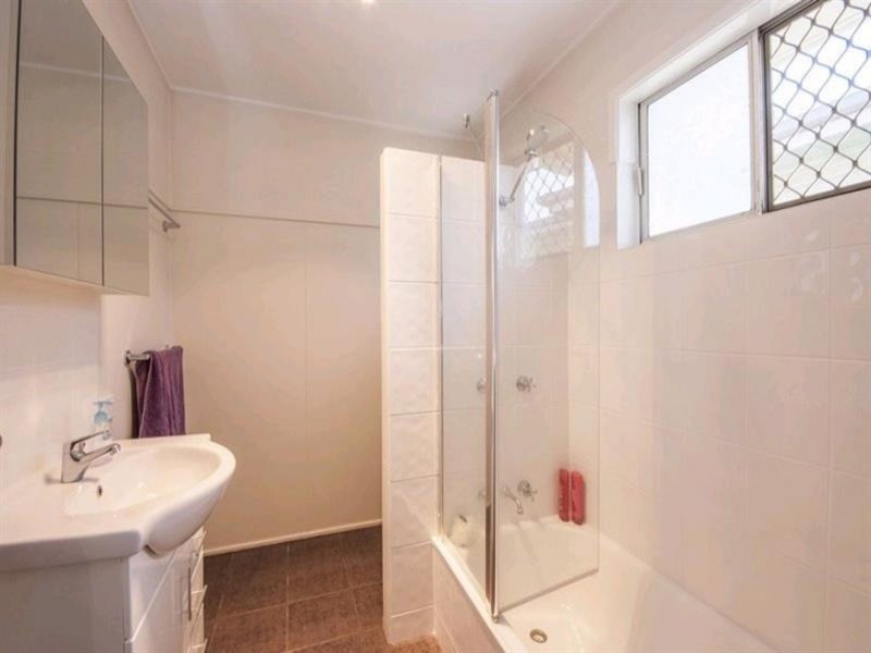 2/68 Dunne Street, Harristown QLD 4350