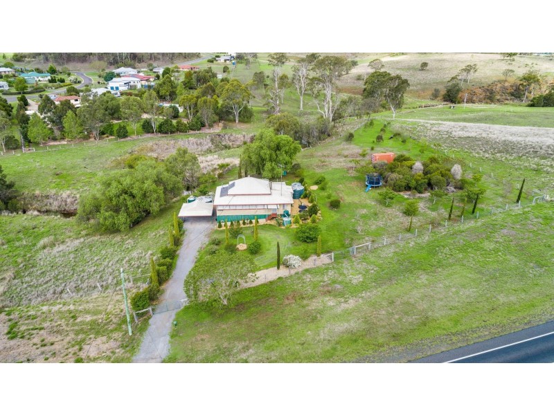 12815 New England Highway, Hodgson Vale QLD 4352