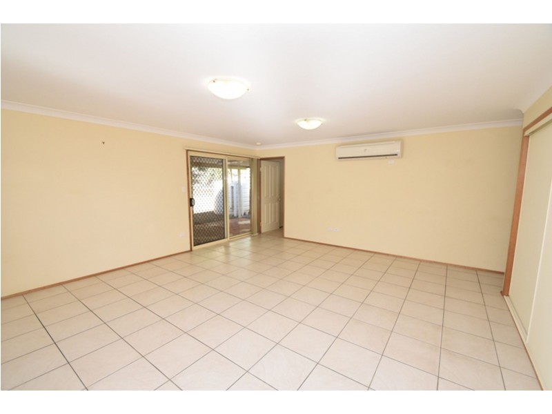 1/26 Sambar Court, Kearneys Spring QLD 4350