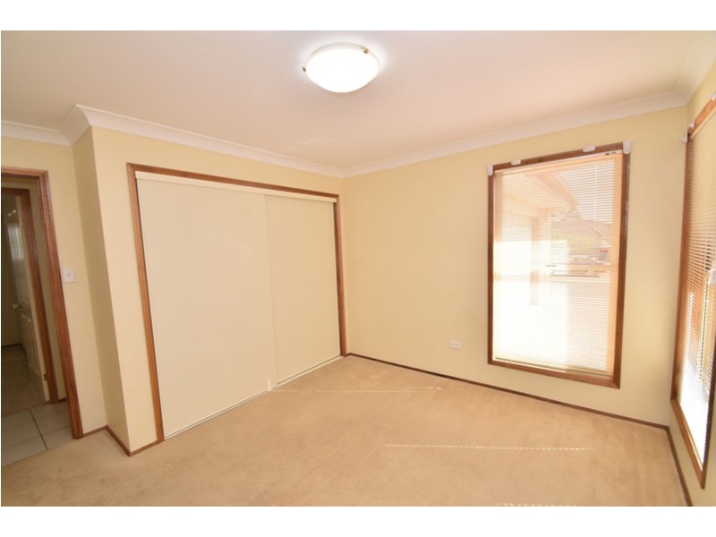 1/26 Sambar Court, Kearneys Spring QLD 4350