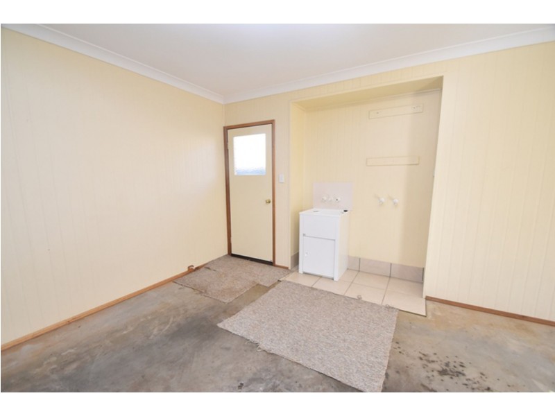 1/26 Sambar Court, Kearneys Spring QLD 4350