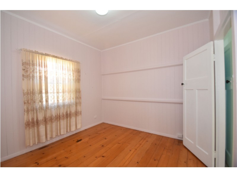 16 Ethel Street, Newtown QLD 4350