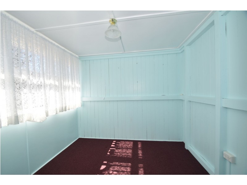 16 Ethel Street, Newtown QLD 4350
