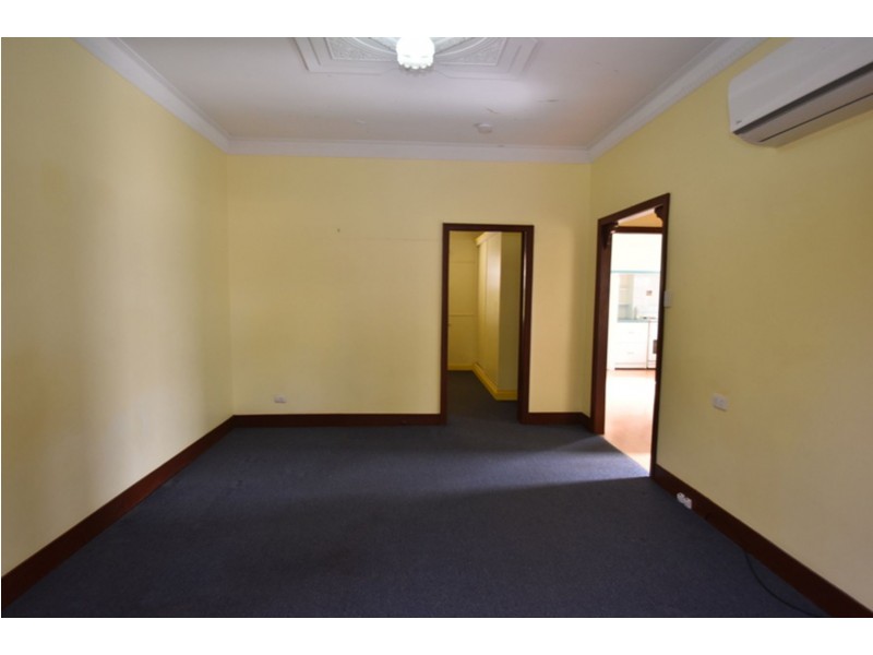 297a Hume Street, South Toowoomba QLD 4350