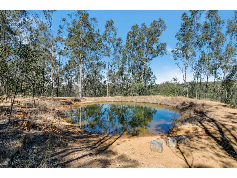 127 Koreelah Street, Upper Lockyer QLD 4352