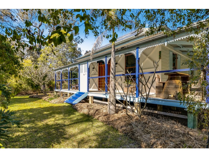 127 Koreelah Street, Upper Lockyer QLD 4352
