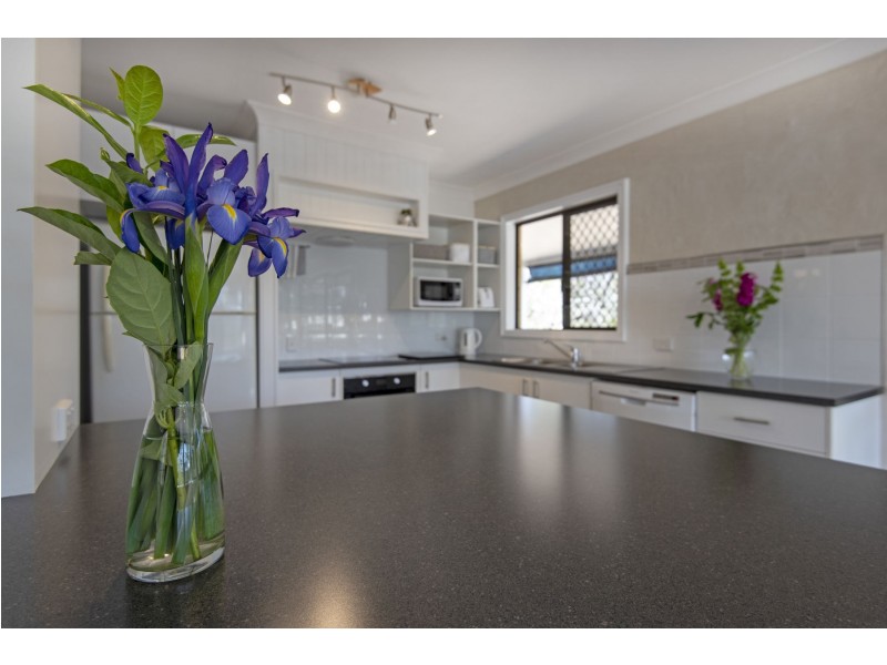 12 Clive Crescent, Withcott QLD 4352