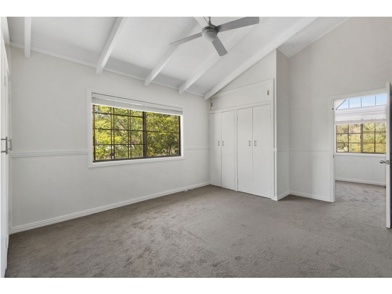 12 Clive Crescent, Withcott QLD 4352