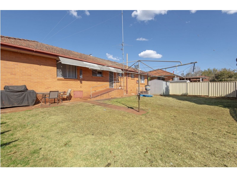 3 Merryl Street, South Toowoomba QLD 4350