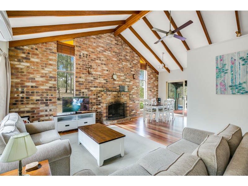 79 Dugandan Road, Upper Lockyer QLD 4352