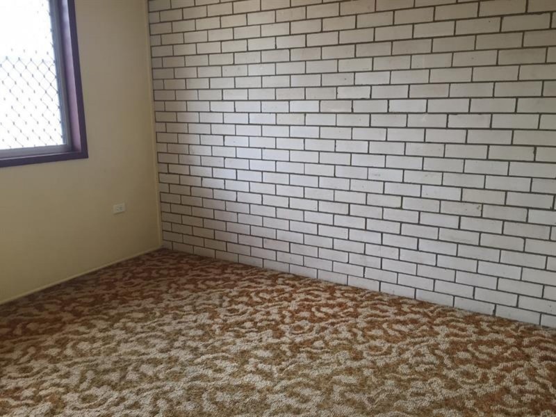 2/381 West Street, Harristown QLD 4350