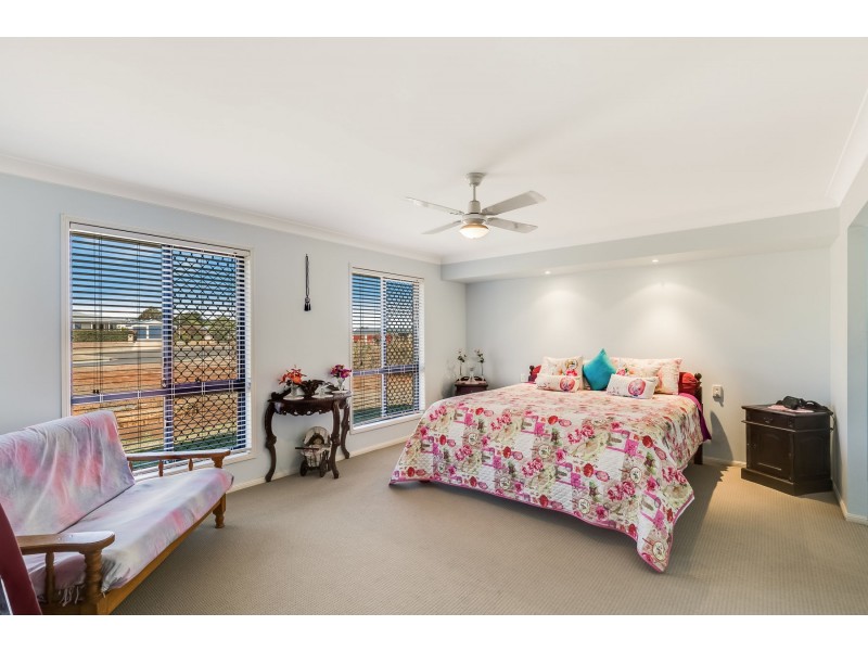 7 Laura Court, Glenvale QLD 4350