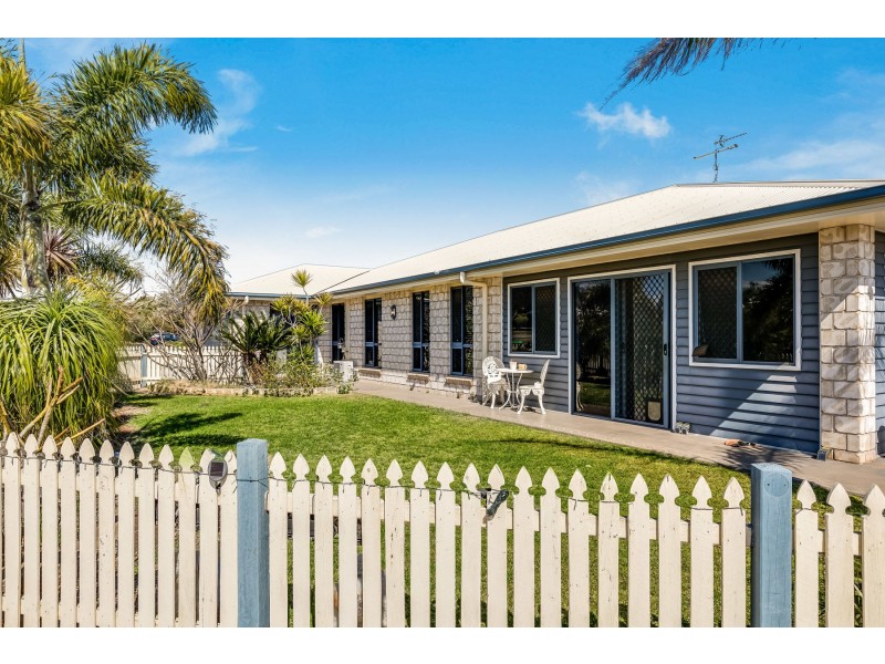 7 Laura Court, Glenvale QLD 4350