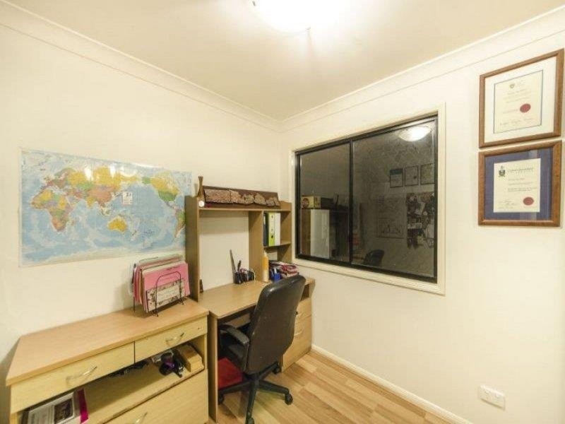 2 Huntingdale Court, Mount Lofty QLD 4350