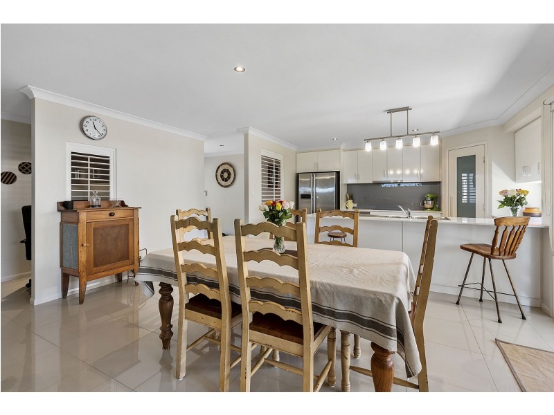 21 Stedman Street, Middle Ridge QLD 4350