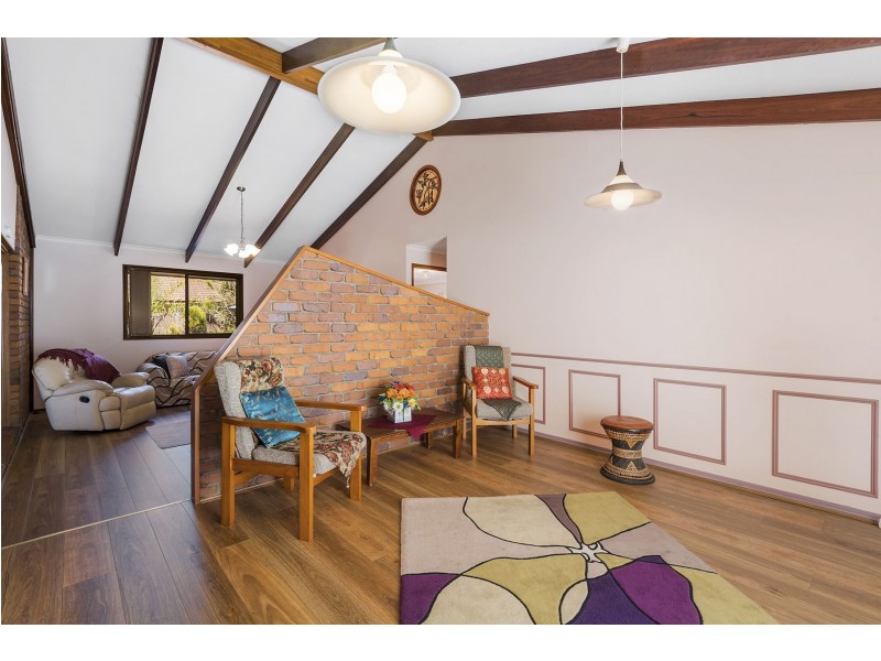 8 Bamboo Court, Darling Heights QLD 4350