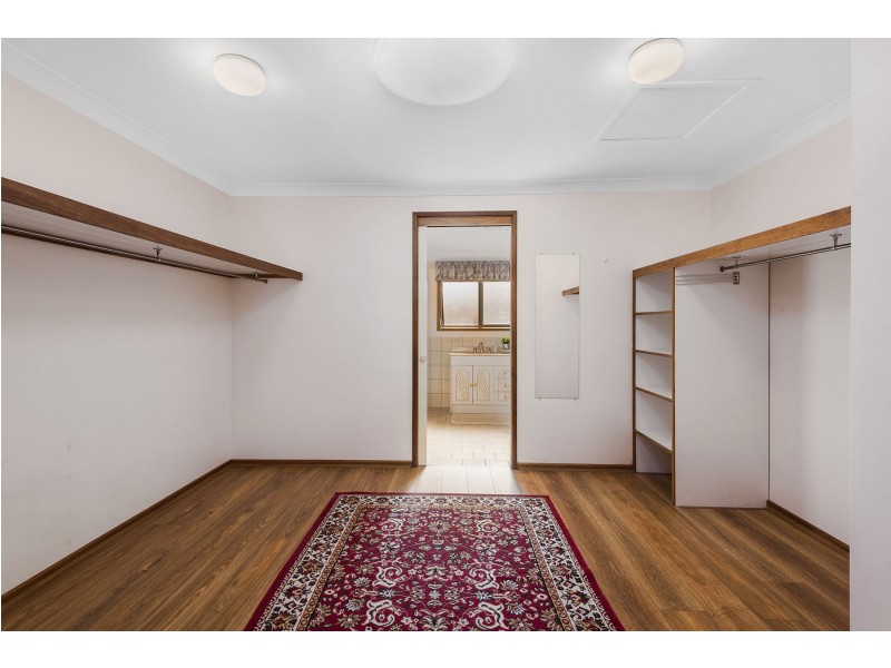 8 Bamboo Court, Darling Heights QLD 4350