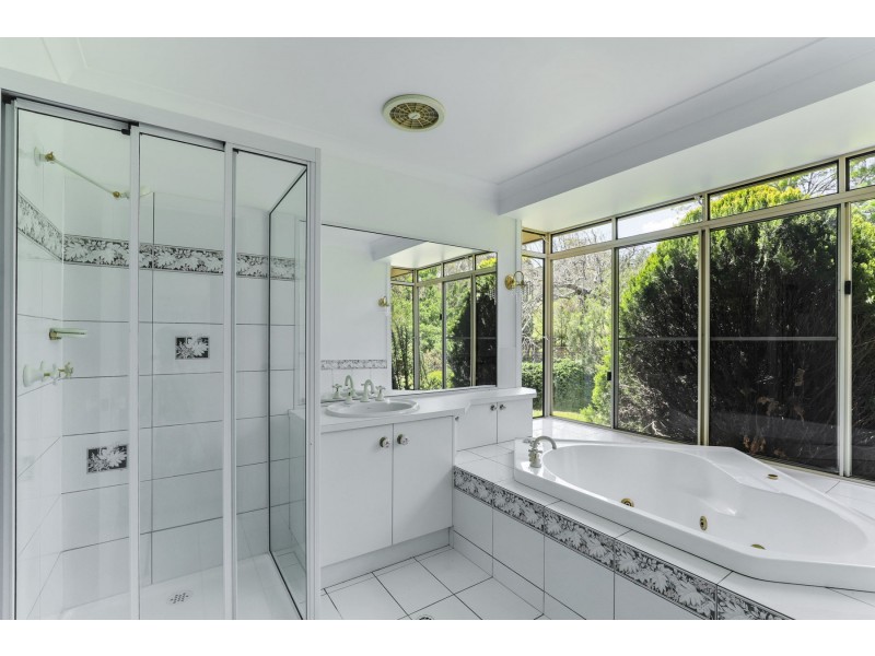 276 Kearney Street, Top Camp QLD 4350