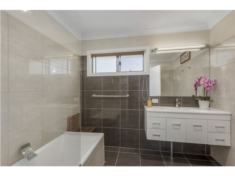 3 Maker Street, Rangeville QLD 4350