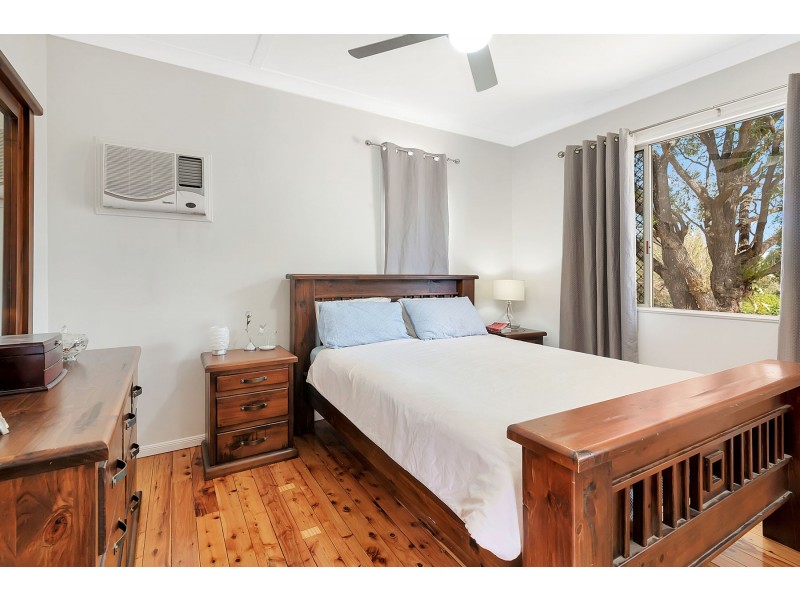 6 McWaters Street, North Toowoomba QLD 4350