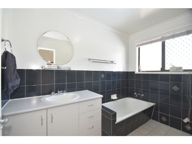 2/226 Hume Street, South Toowoomba QLD 4350