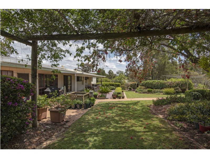 3 Old Homebush Road, Gowrie Junction QLD 4352