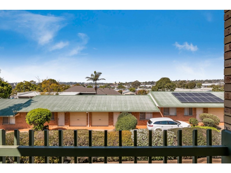 5/212 James Street, South Toowoomba QLD 4350