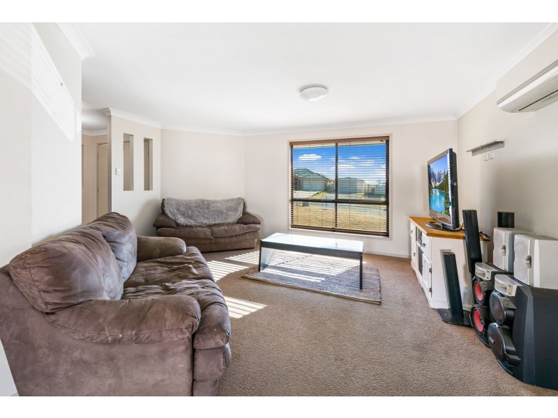 5 Phoebe Court, Cotswold Hills QLD 4350