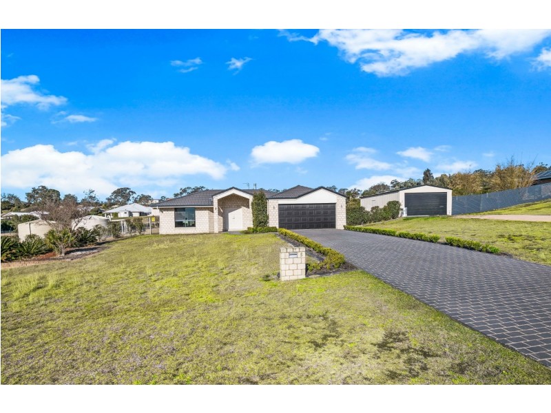 5 Phoebe Court, Cotswold Hills QLD 4350