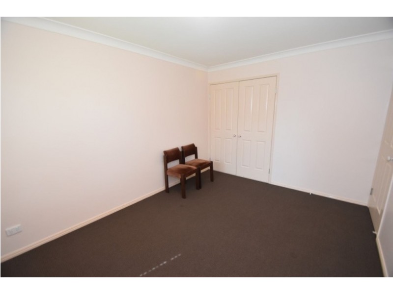 14b Barry Street, Mount Lofty QLD 4350