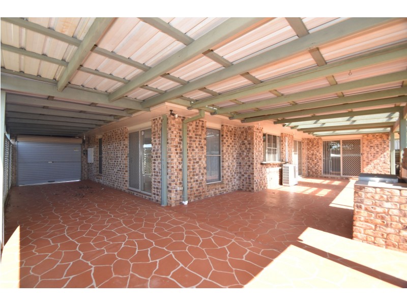 9 McIvor Street, Kearneys Spring QLD 4350