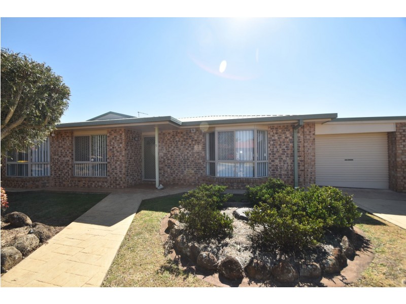 9 McIvor Street, Kearneys Spring QLD 4350