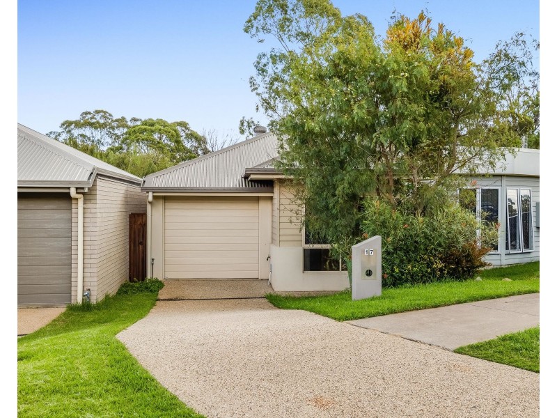 17 Carlin Street, Glenvale QLD 4350