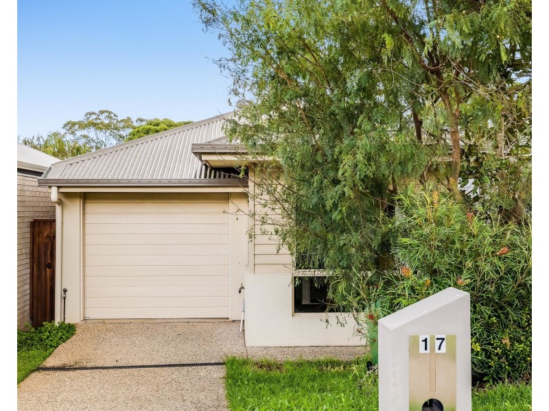 17 Carlin Street, Glenvale QLD 4350