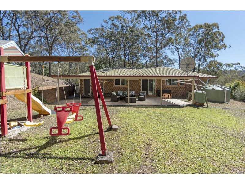 9 Valley View Road, Ballard QLD 4352